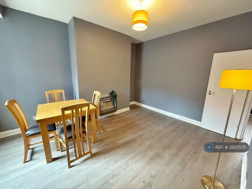 4 bedroom terraced house for rent