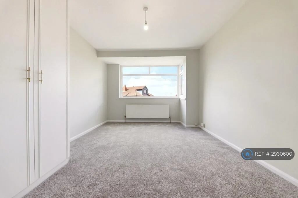 3 bedroom semi-detached house for rent