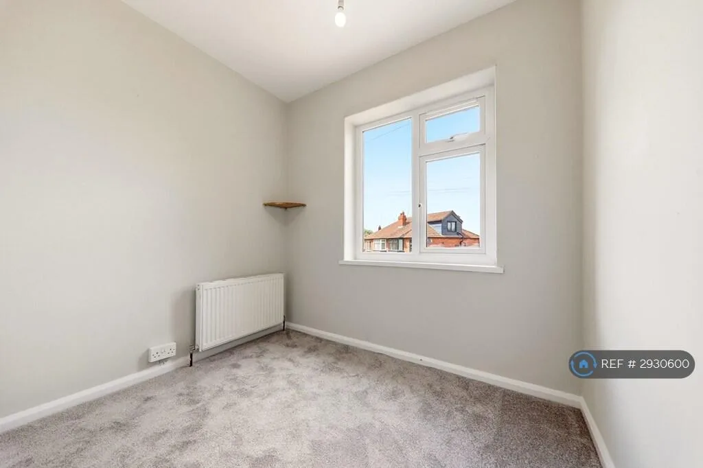 3 bedroom semi-detached house for rent