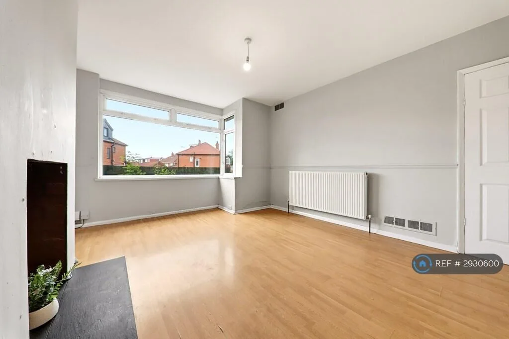 3 bedroom semi-detached house for rent