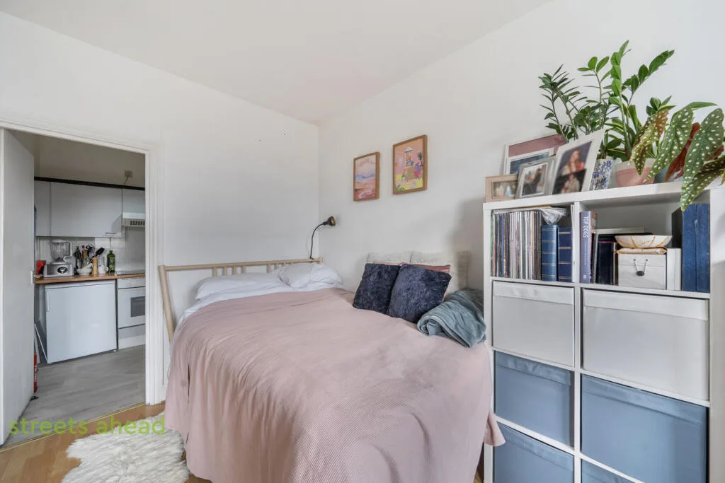 Studio apartment for rent