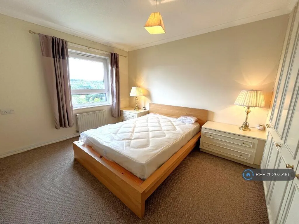 2 bedroom maisonette for rent