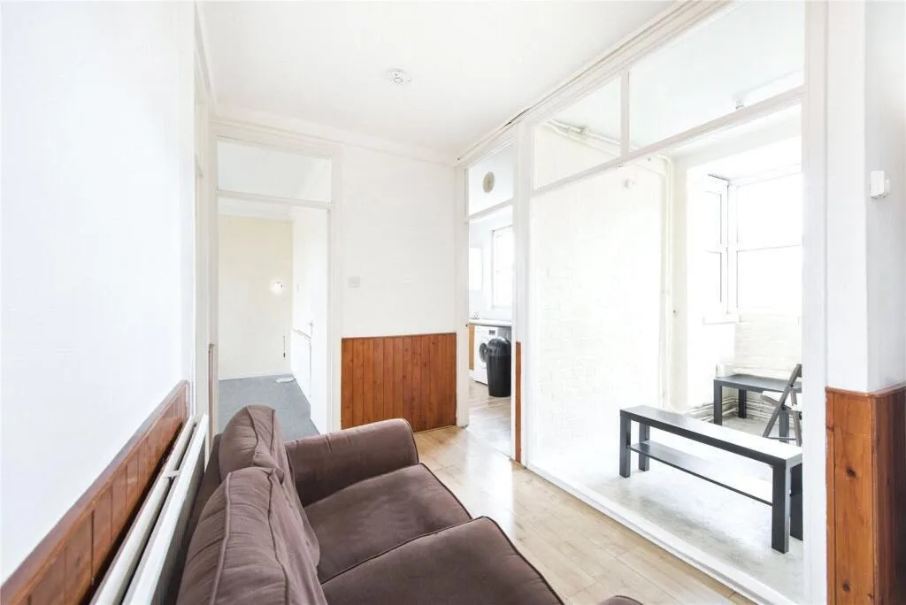 4 bedroom flat for rent