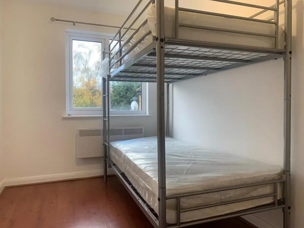 2 bedroom maisonette for rent