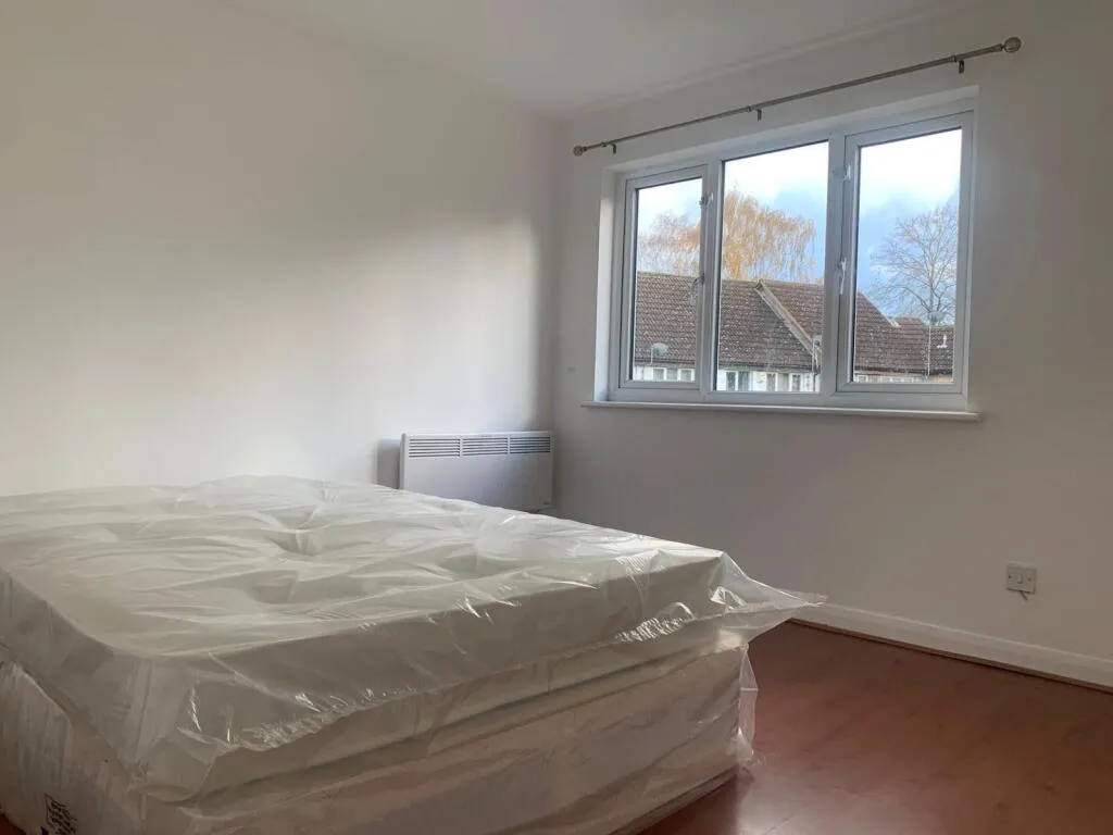 2 bedroom maisonette for rent