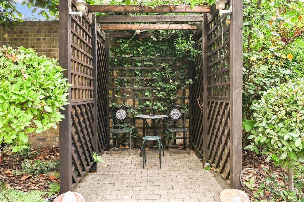 Studio apartment for rent