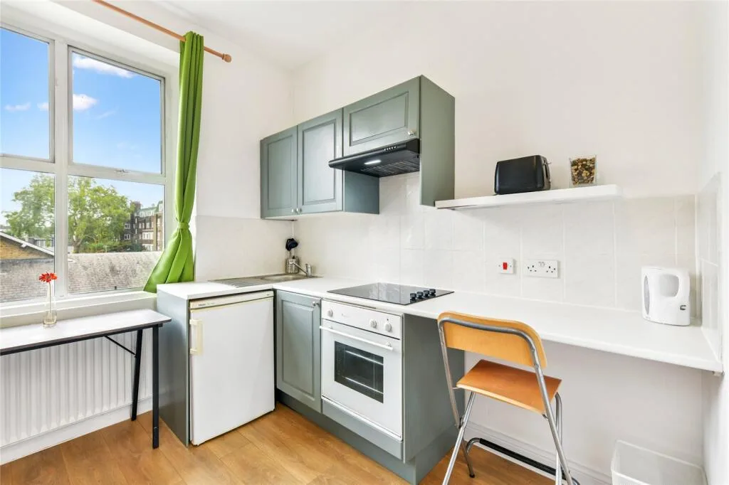 Studio apartment for rent