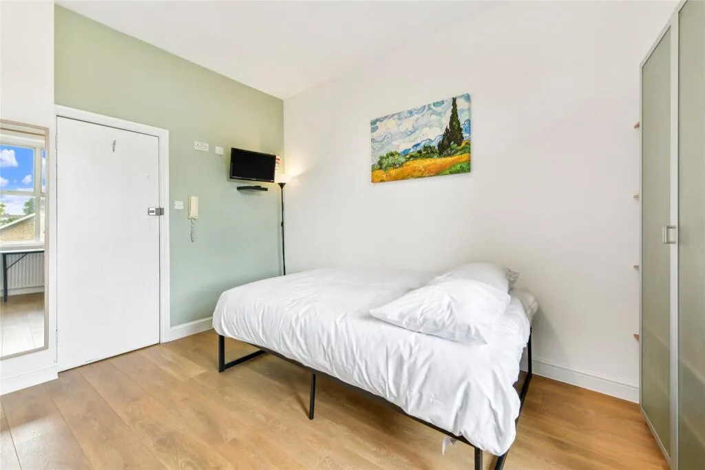 Studio apartment for rent