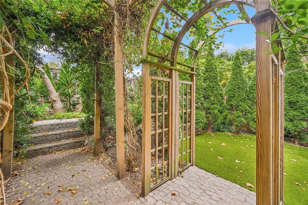 Studio apartment for rent