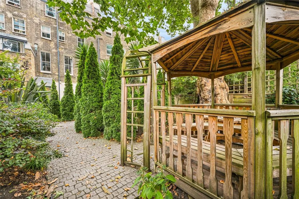 Studio apartment for rent