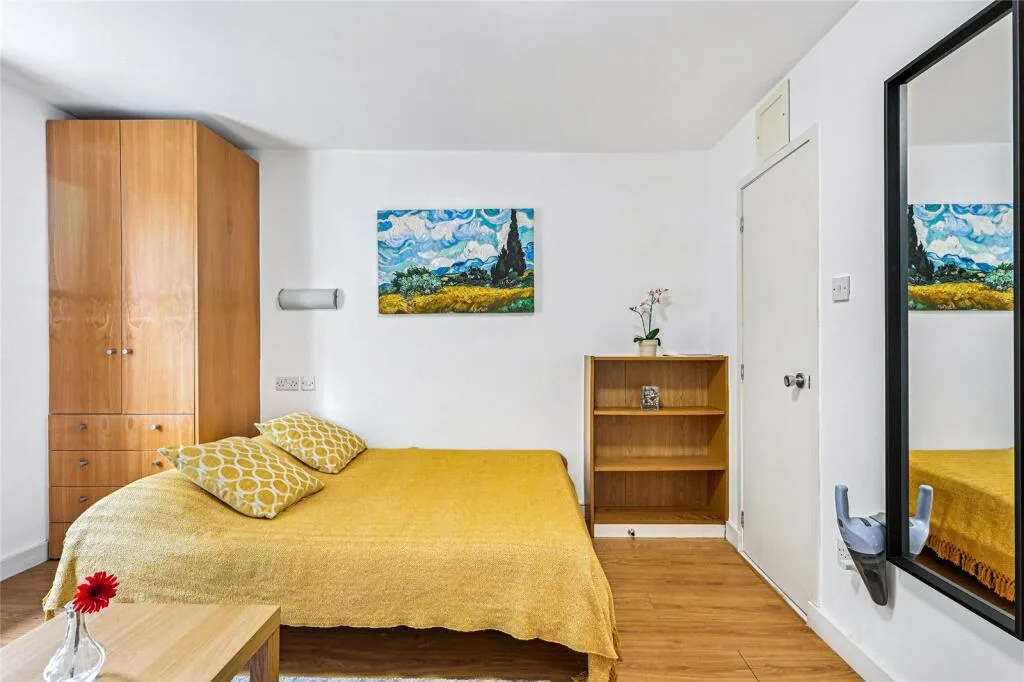 Studio apartment for rent