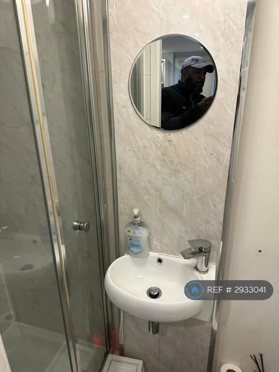Studio flat for rent