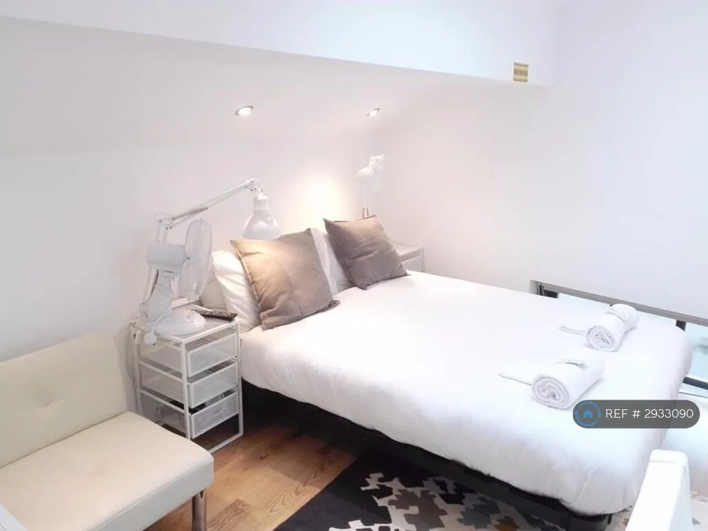 Studio flat for rent