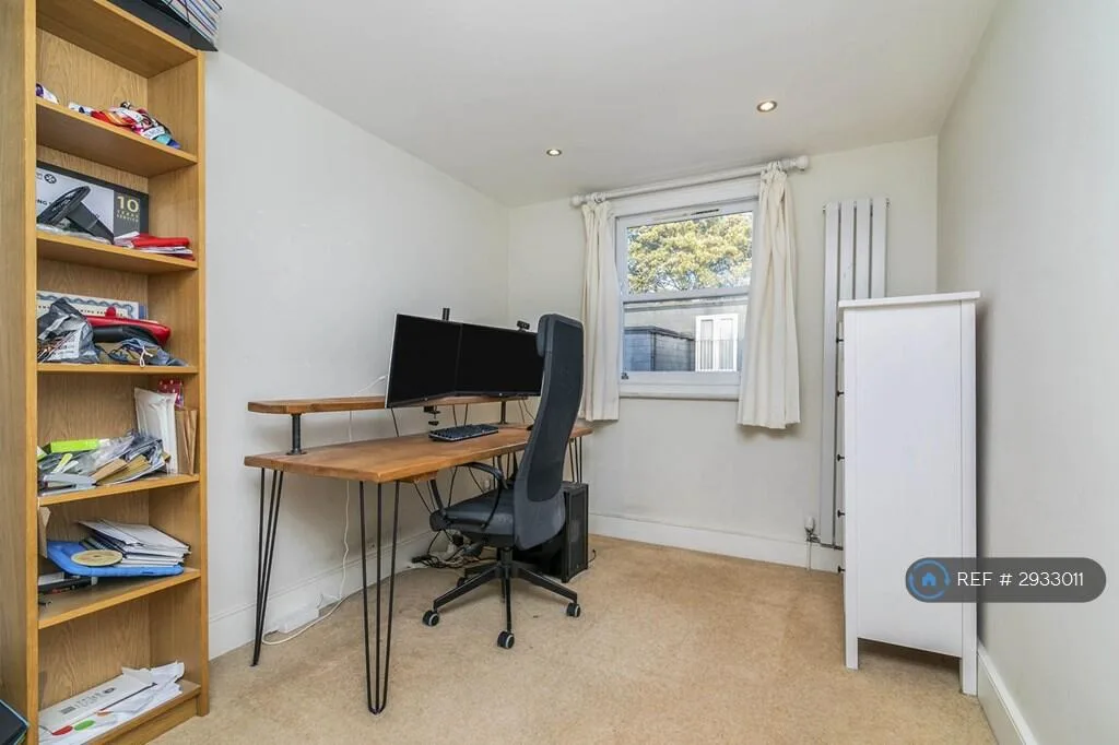 4 bedroom terraced house for rent