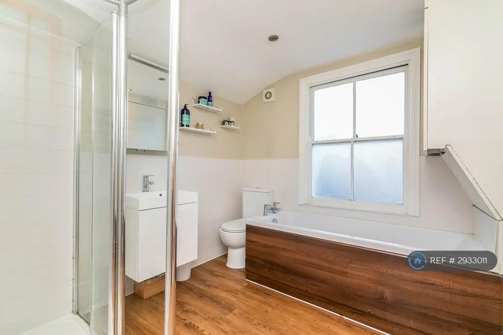 4 bedroom terraced house for rent