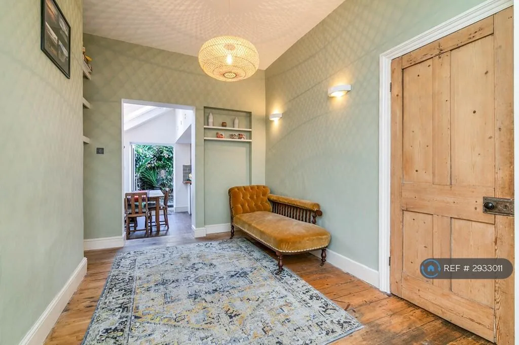 4 bedroom terraced house for rent