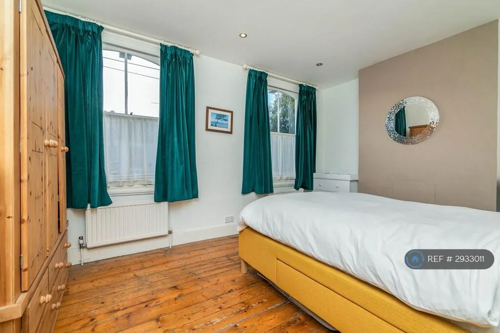 4 bedroom terraced house for rent