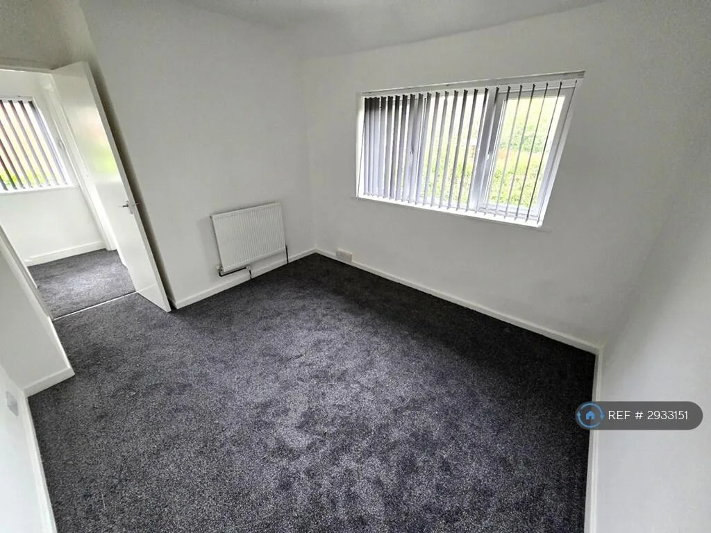 2 bedroom semi-detached house for rent