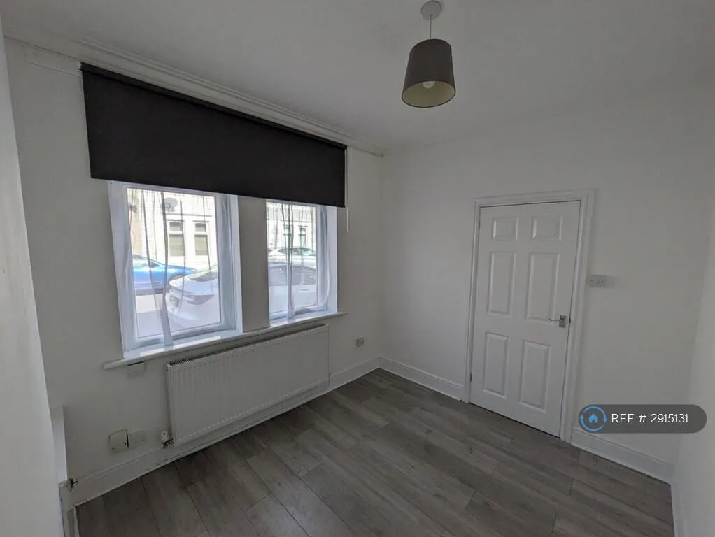 4 bedroom terraced house for rent