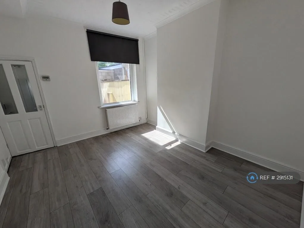 4 bedroom terraced house for rent