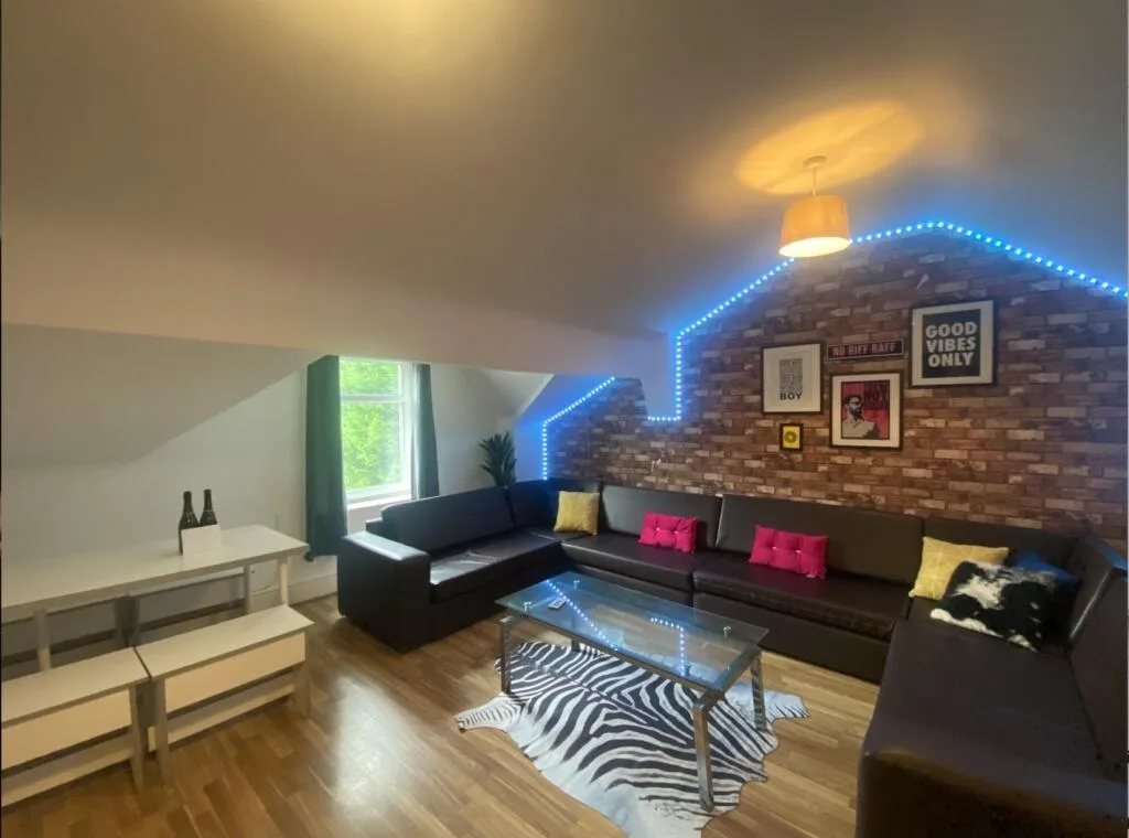 10 bedroom house for rent