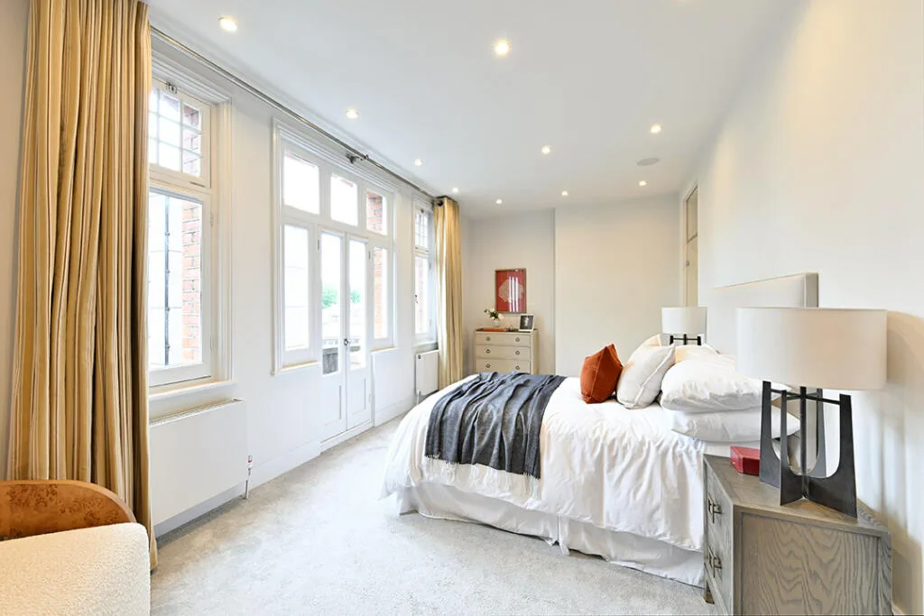 5 bedroom terraced house for rent