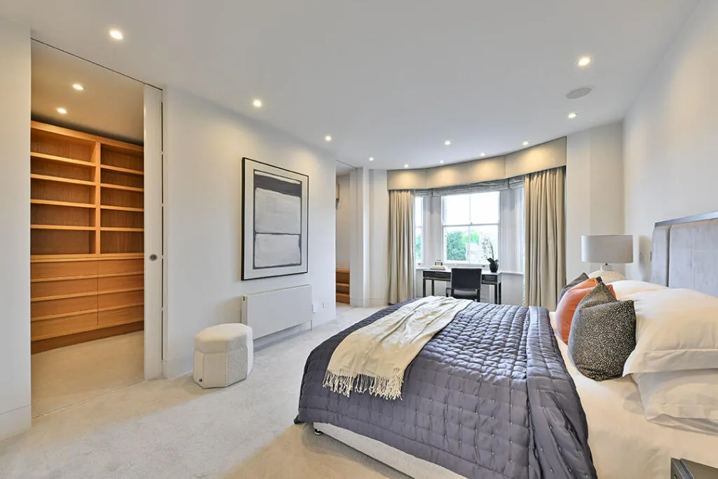 5 bedroom terraced house for rent