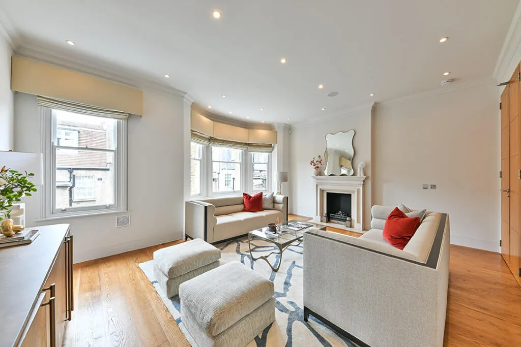 5 bedroom terraced house for rent
