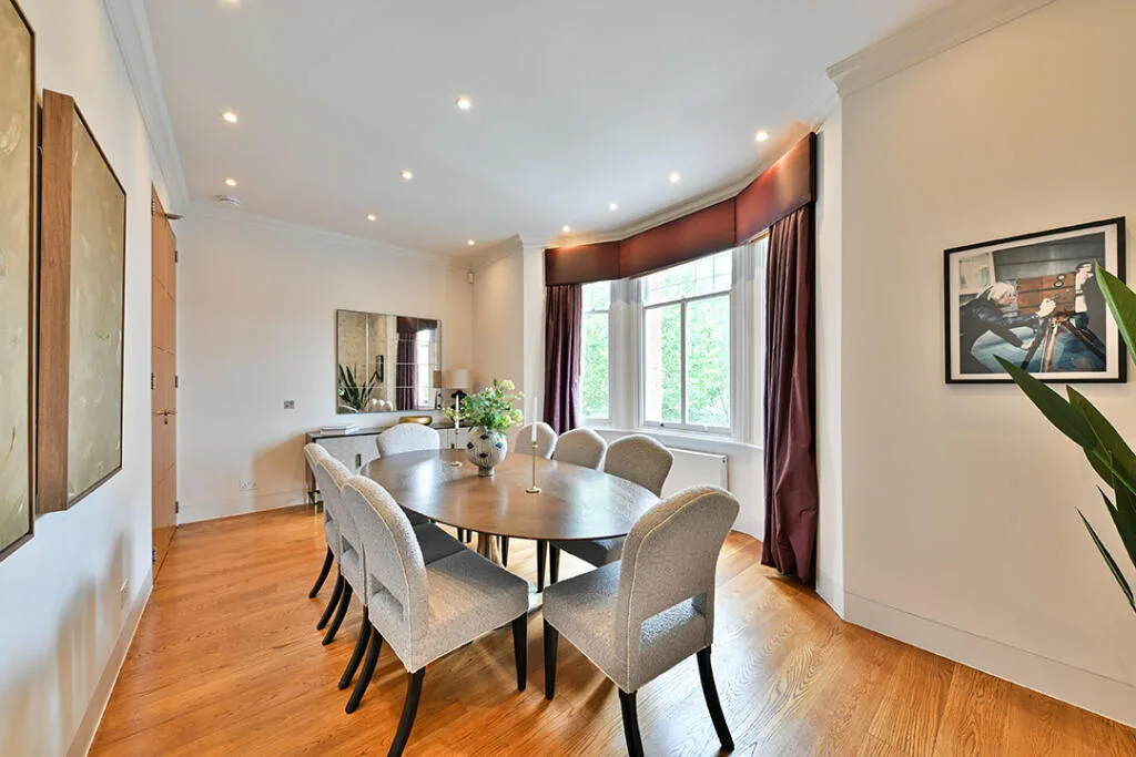 5 bedroom terraced house for rent
