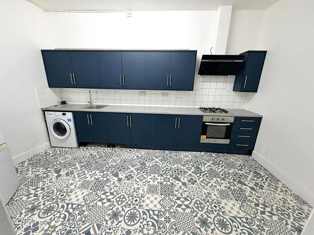 1 bedroom ground floor flat for rent