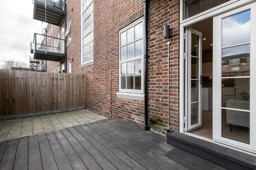 1 bedroom ground floor flat for rent