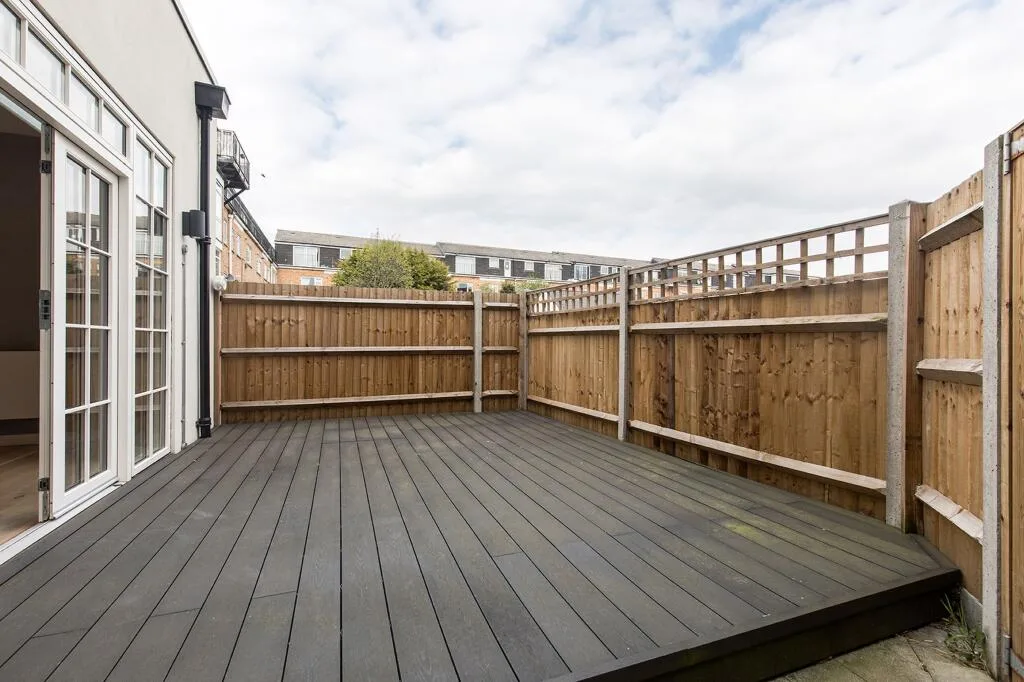 1 bedroom ground floor flat for rent
