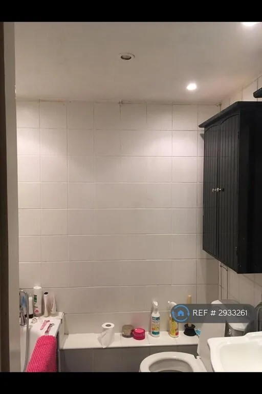 4 bedroom maisonette for rent