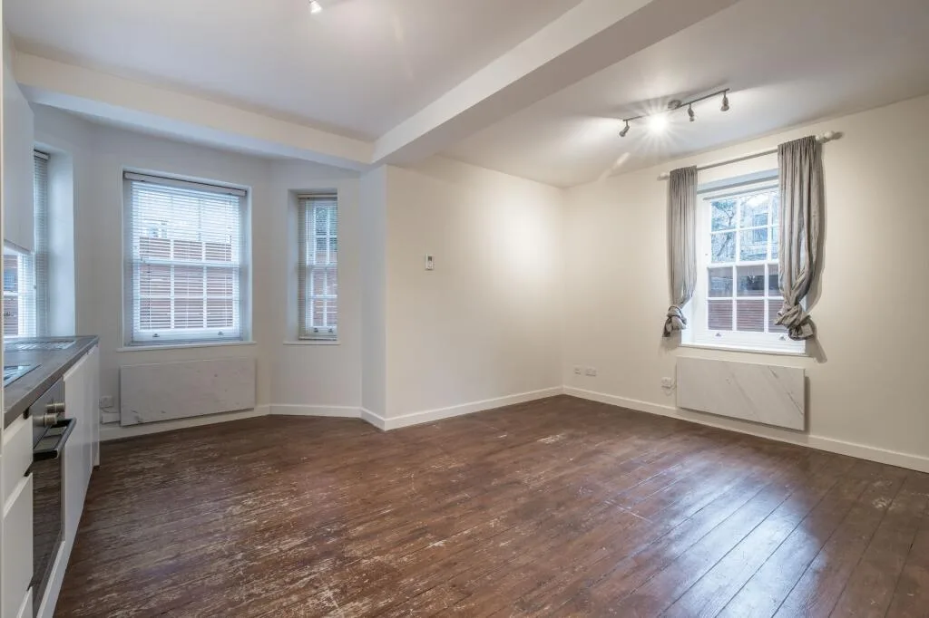 1 bedroom ground floor flat for rent