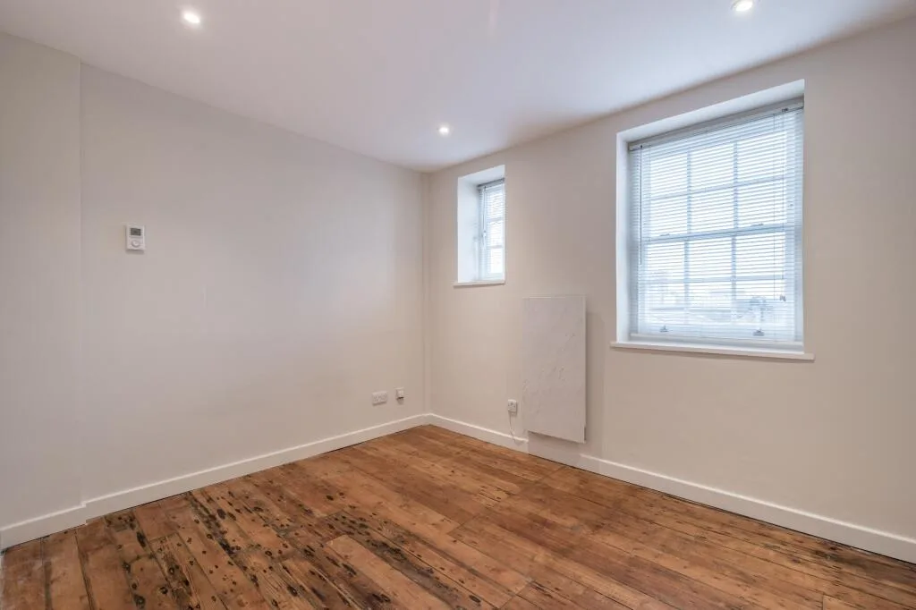 2 bedroom ground floor flat for rent