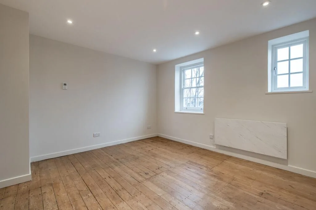 2 bedroom ground floor flat for rent