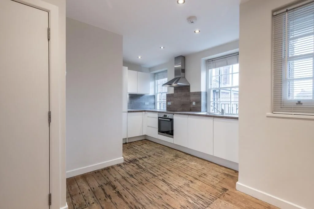 2 bedroom ground floor flat for rent