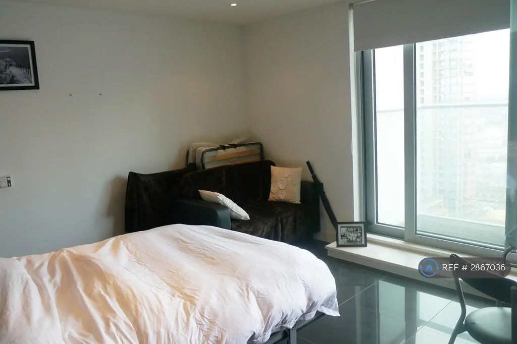 Studio flat for rent