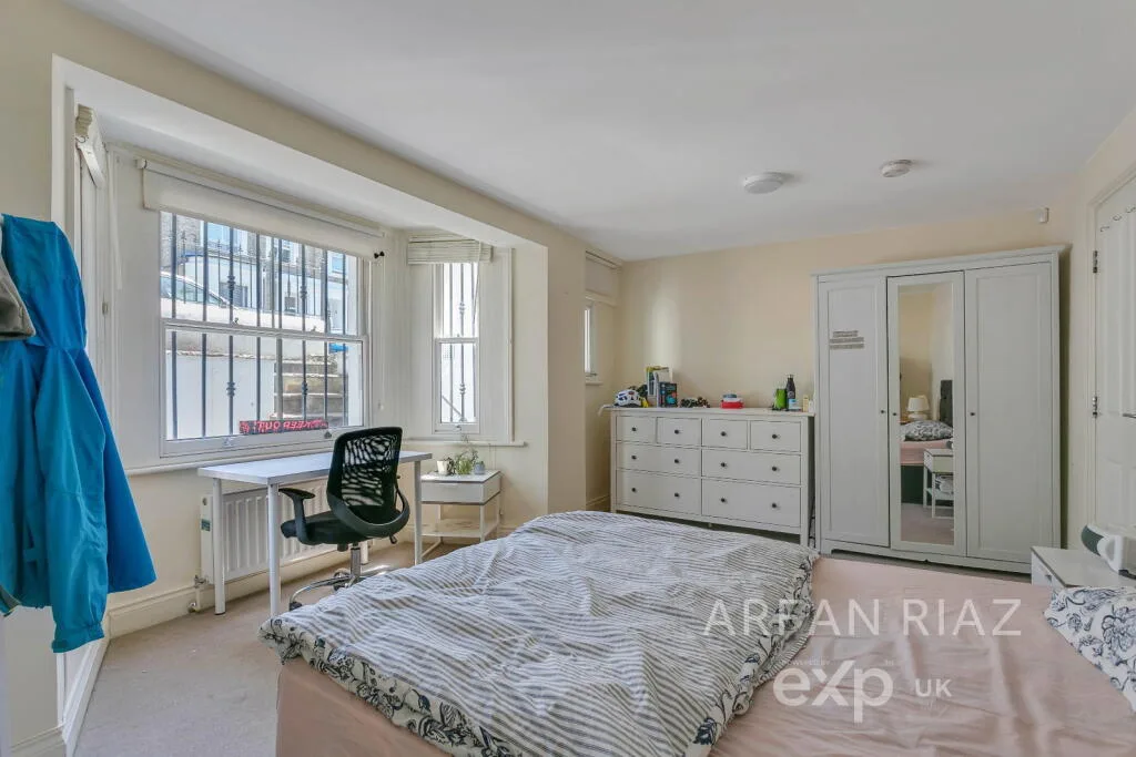 3 bedroom flat for rent