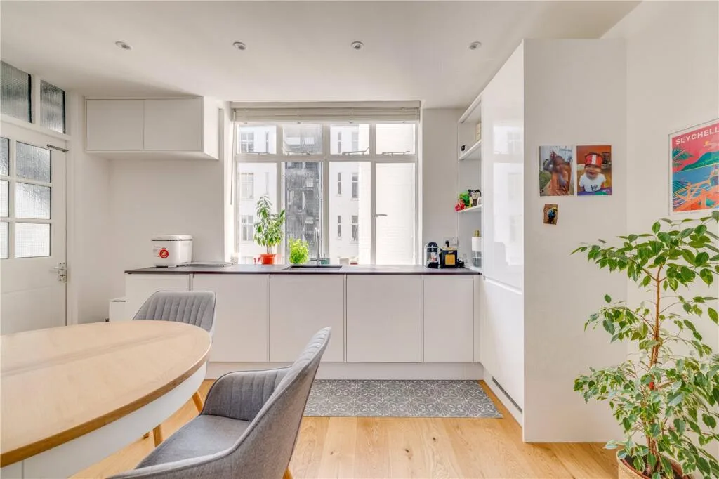 4 bedroom apartment for rent