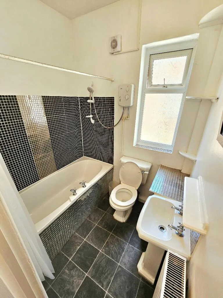 4 bedroom terraced house for rent