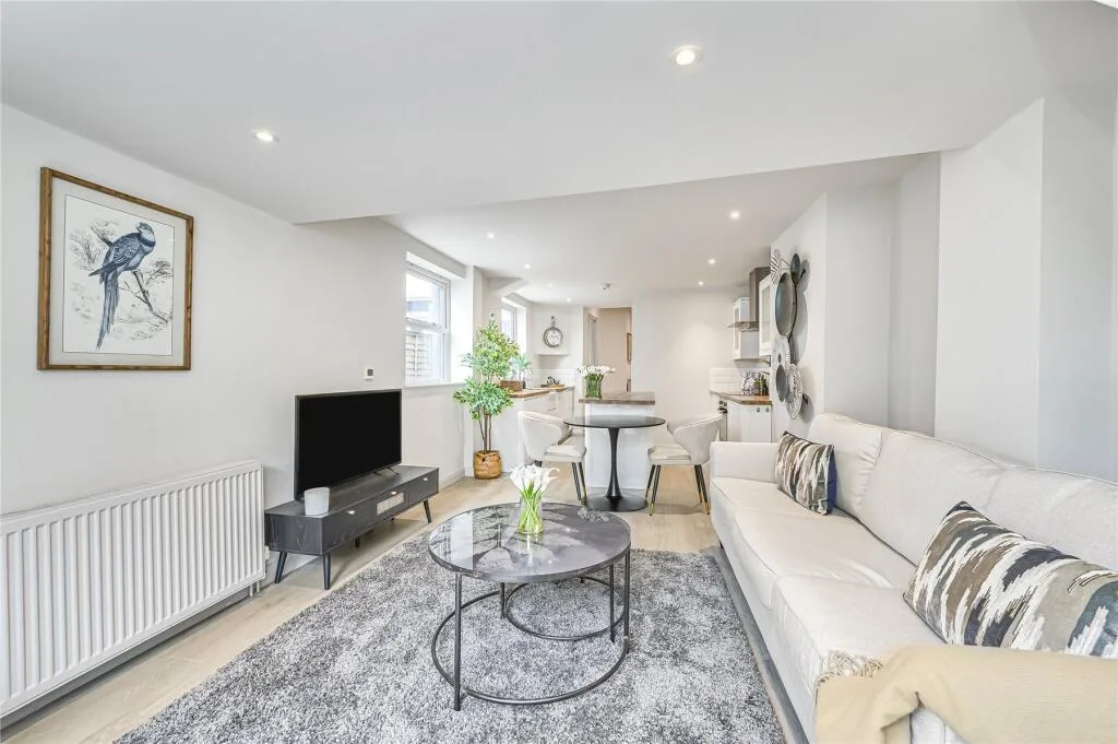 2 bedroom flat for rent