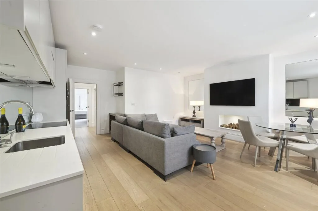 2 bedroom apartment for rent