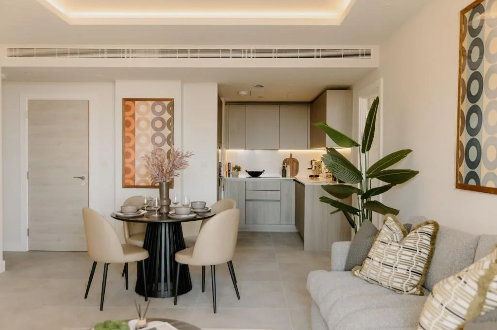Embassy Boulevard, London, SW11