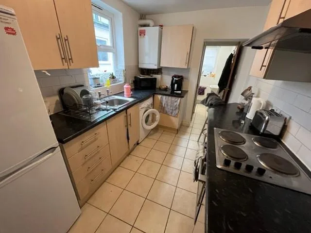 4 bedroom terraced house for rent
