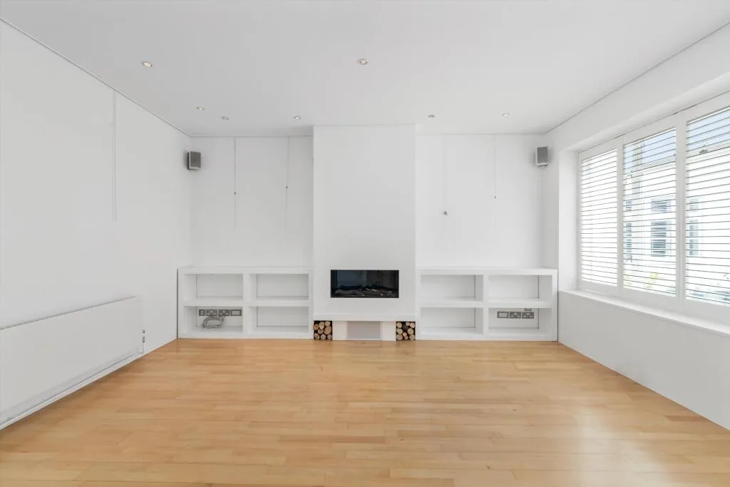 2 bedroom detached house for rent