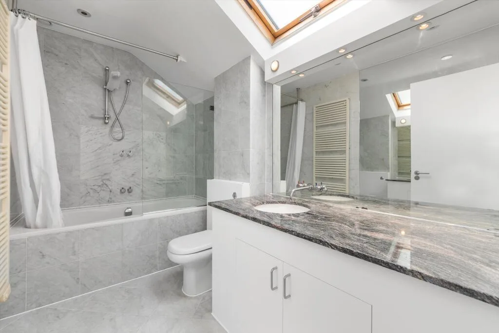 2 bedroom detached house for rent