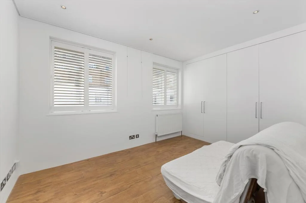 2 bedroom detached house for rent