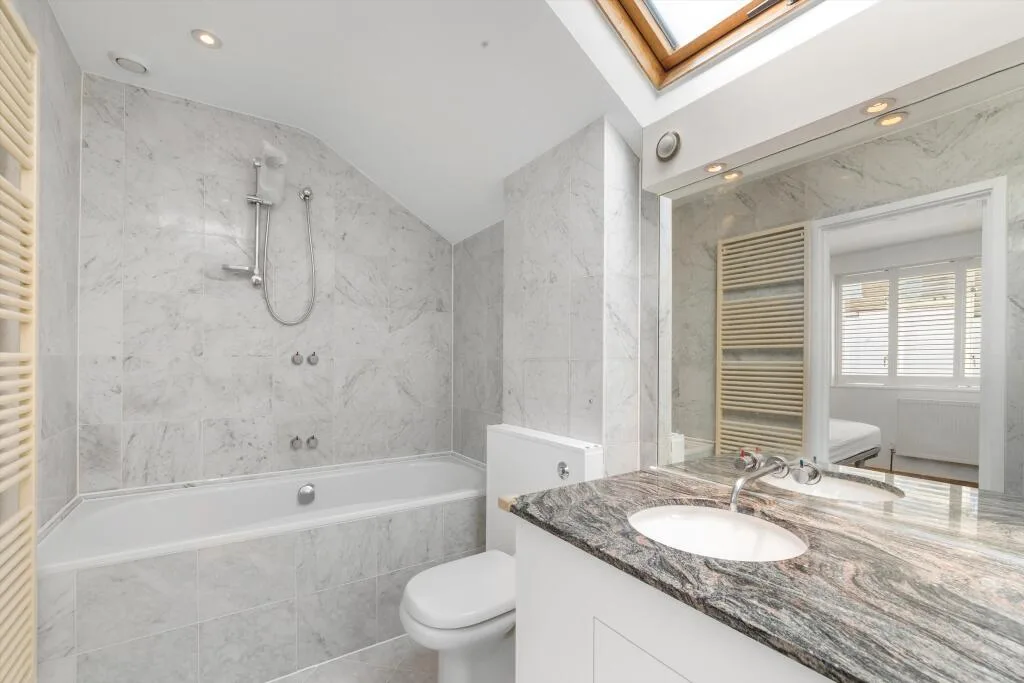 2 bedroom detached house for rent