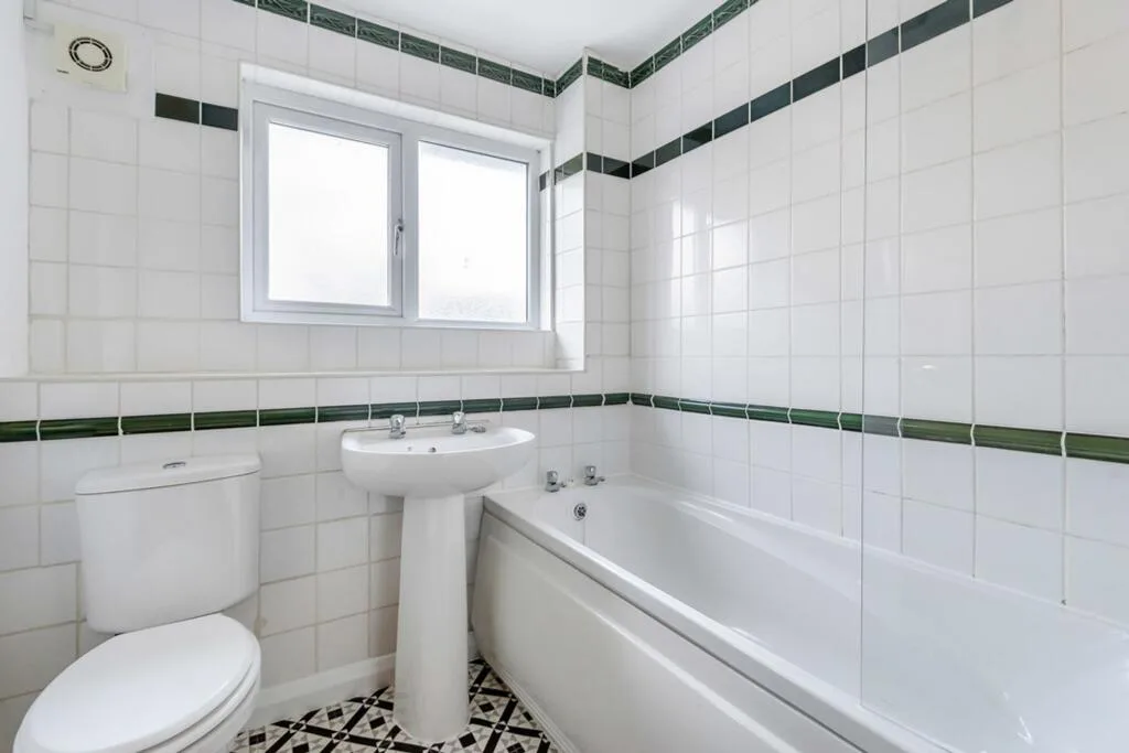 1 bedroom semi-detached house for rent